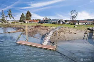 301 W Sunny Sands, Cathlamet, WA 98612 - Photo 4