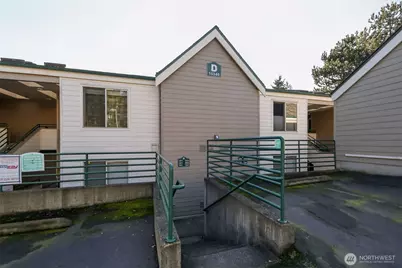 15345 Sunwood Boulevard #D104, Tukwila, WA 98188 - Photo 28