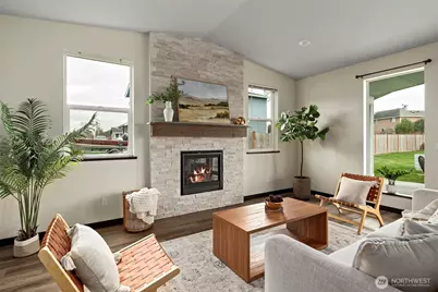 958 Walker Avenue, Oak Harbor, WA 98277 - Photo 4