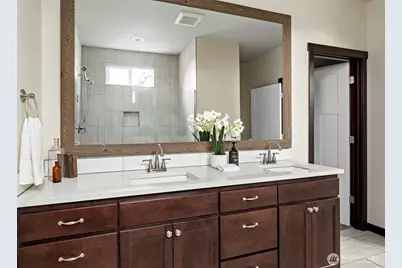 958 Walker Avenue, Oak Harbor, WA 98277 - Photo 18