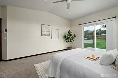 958 Walker Avenue, Oak Harbor, WA 98277 - Photo 16