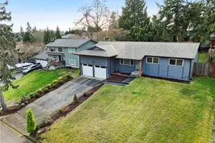 3620 201st Pl SW, Lynnwood, WA 98036 - Photo 2