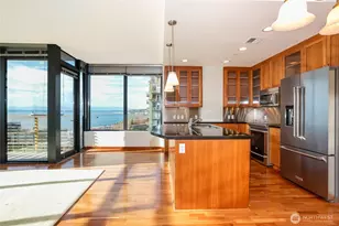 2716 Elliott Ave, Seattle, WA 98121 - Photo 8