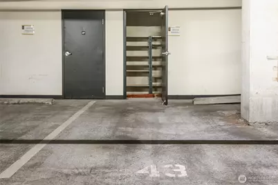 2716 Elliott Avenue #900, Seattle, WA 98121 - Photo 18