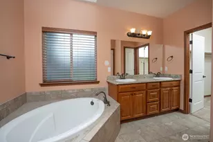 8835 Fox Ridge Ln SE, Olympia, WA 98513 - Photo 18