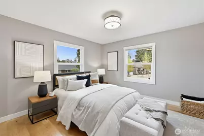 9402 36th Avenue SW, Seattle, WA 98126 - Photo 12