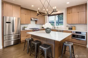 125 100th Ave NE, Bellevue, WA 98004 - Photo 10