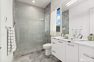 15411 SE 38th St, Bellevue, WA 98006 - Photo 34