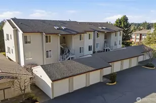 23007 Lakeview Dr, Mountlake Terrace, WA 98043 - Photo 1