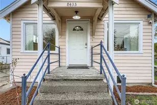 8435 46th Ave S, Seattle, WA 98118 - Photo 2