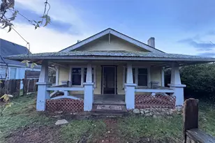 126 W 5th St, Port Angeles, WA 98362 - Photo 1