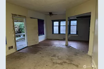 126 W 5th Street, Port Angeles, WA 98362 - Photo 8