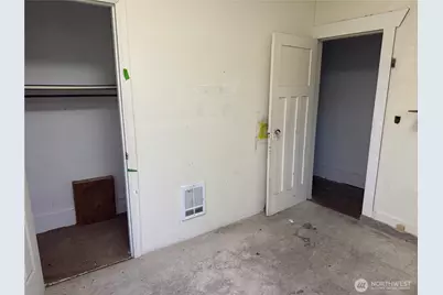 126 W 5th Street, Port Angeles, WA 98362 - Photo 16