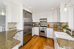 1238 3rd Ave N, Seattle, WA 98109 - Photo 14