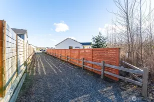 4542 Eddie Ln, Blaine, WA 98230 - Photo 38