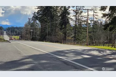 32504 Mountain Highway E, Eatonville, WA 98328 - Photo 4