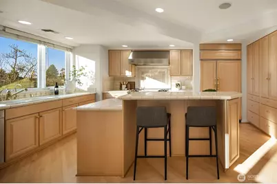 7 10th Avenue, Kirkland, WA 98033 - Photo 14