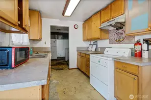 8039 36th Ave S, Seattle, WA 98118 - Photo 6