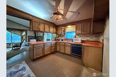 198 Calvin Road, Onalaska, WA 98533 - Photo 2