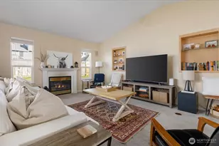 387 SW Stroops Dr, Oak Harbor, WA 98277 - Photo 8