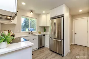 955 California Ave SE, Port Orchard, WA 98366 - Photo 6