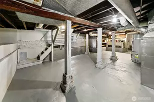 1126 17th Ave E, Seattle, WA 98112 - Photo 30