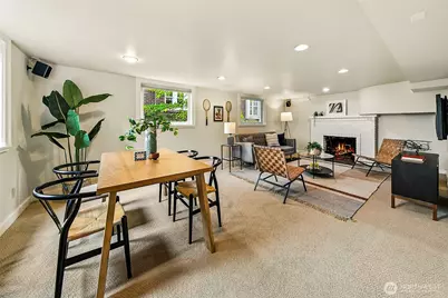 1939 E Crescent Drive, Seattle, WA 98112 - Photo 30