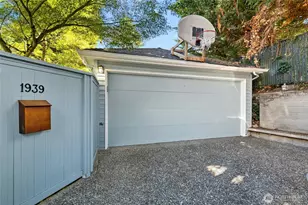 1939 E Crescent Dr, Seattle, WA 98112 - Photo 36