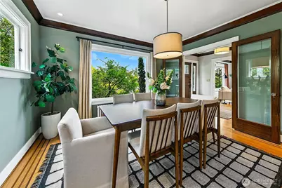 1939 E Crescent Drive, Seattle, WA 98112 - Photo 10