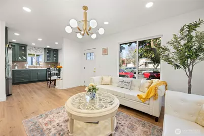 418 W Main, Puyallup, WA 98371 - Photo 8