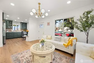 418 W Main, Puyallup, WA 98371 - Photo 8