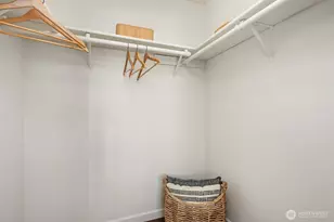 747 N 87th St, Seattle, WA 98103 - Photo 18