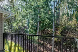 595 Newport Way NW, Issaquah, WA 98027 - Photo 12