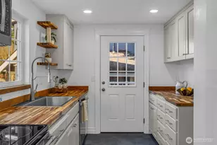 4427 Glenn Way SW, Seattle, WA 98116 - Photo 28