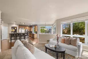 27520 SE 31st Pl, Sammamish, WA 98075 - Photo 18