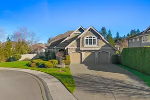 27520 SE 31st Pl, Sammamish, WA 98075 - Photo 2