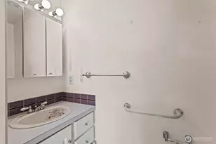 10021 33rd St Ct E, Edgewood, WA 98371 - Photo 16