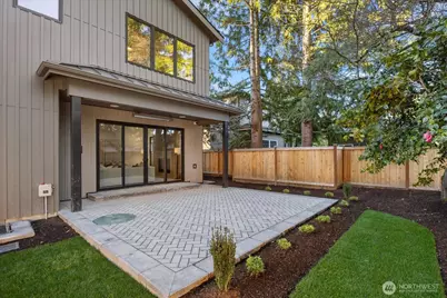 1020 107th Avenue SE, Bellevue, WA 98004 - Photo 34