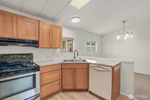 5900 64th St NE, Marysville, WA 98270 - Photo 14