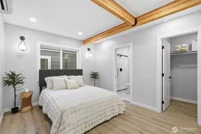 1927 42nd Avenue SW, Seattle, WA 98116 - Photo 14