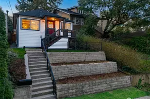 1927 42nd Ave SW, Seattle, WA 98116 - Photo 2