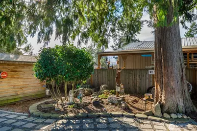5339 S Island Drive E, Bonney Lake, WA 98391 - Photo 26