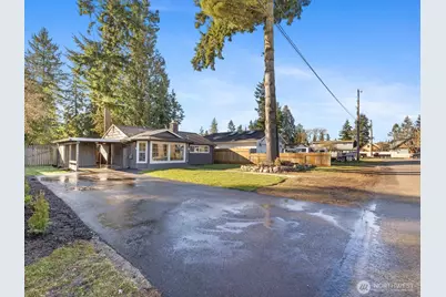 5706 225th Street SW, Mountlake Terrace, WA 98043 - Photo 4