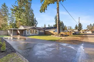 5706 225th St SW, Mountlake Terrace, WA 98043 - Photo 4