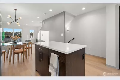 4714 Delridge Way SW, Seattle, WA 98106 - Photo 16