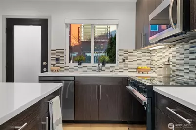 4714 Delridge Way SW, Seattle, WA 98106 - Photo 14