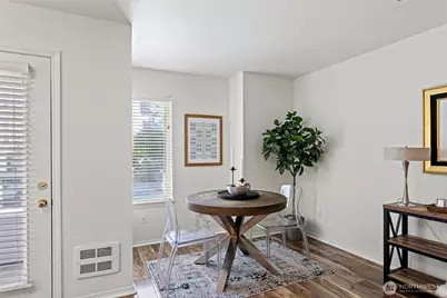 2024 NW 57th Street #102, Seattle, WA 98107 - Photo 2