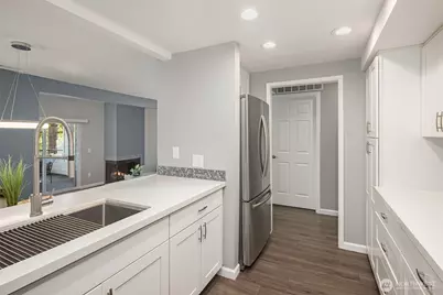 7381 Old Redmond Road #221, Redmond, WA 98052 - Photo 8