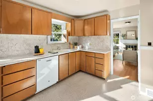 13240 3rd Ave NW, Seattle, WA 98177 - Photo 8