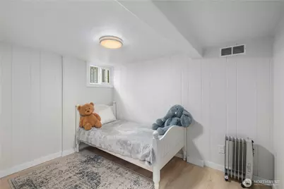 815 NE 2nd Avenue NE, Puyallup, WA 98372 - Photo 18